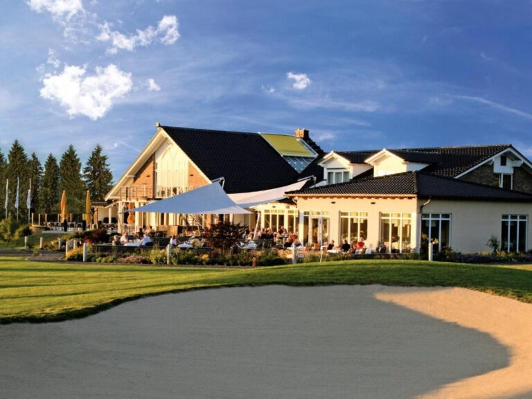 Hotel Gut Heckenhof - 27-holes golfbaan